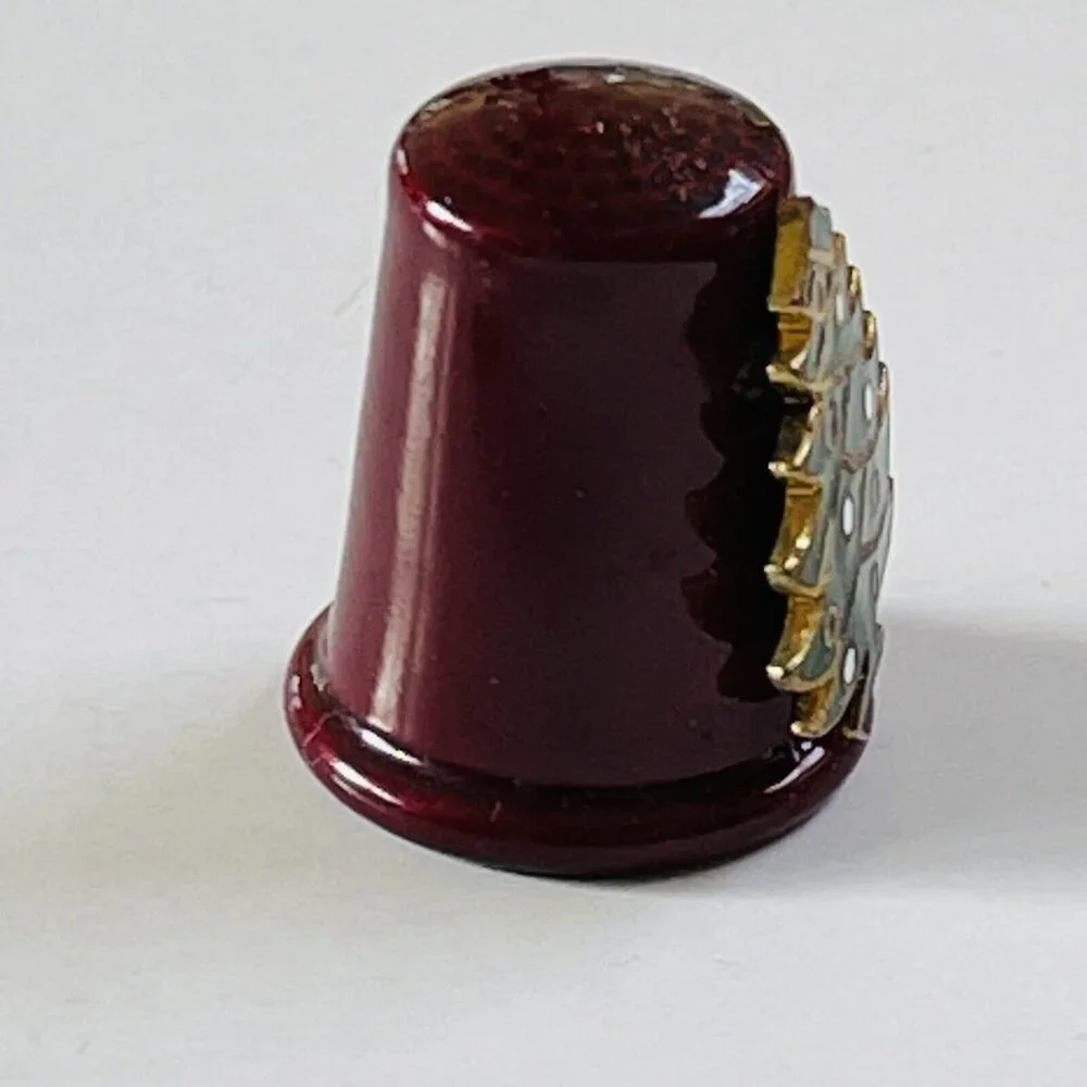 Sewing Quilting Thimble Christmas Tree‎ Red Collectible Holiday